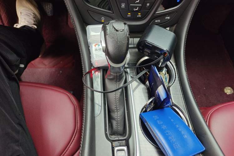 Used Buick Envision 2019 20T Two-Wheel Drive Leading Model China VI Standard Gear Lever