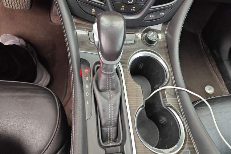 Used Buick Envision 2019 20T Two-Wheel Drive Elite Version China VI Standard Gear Lever