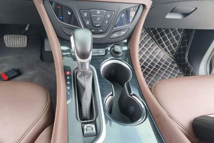 Used Buick Envision 2019 28T 4x4 Elite Version China V Standard Gear Lever