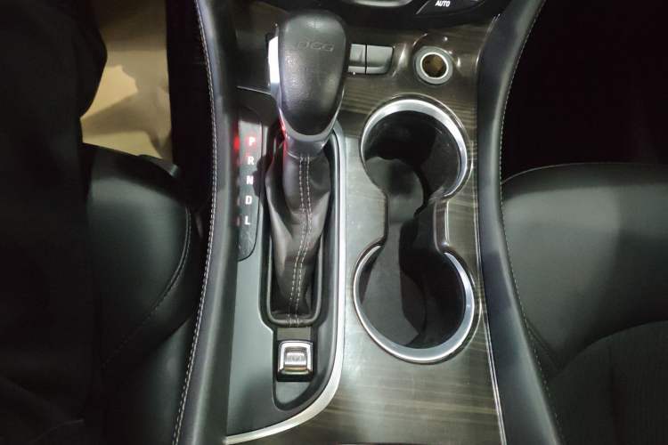 Used Buick Envision 2019 20T Two-Wheel Drive Leading Version China V Standard Gear Lever