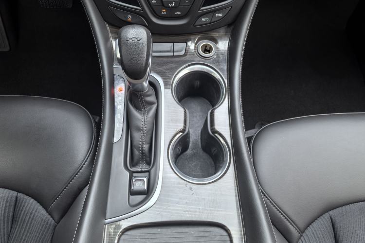 Used Buick Envision 2019 20T Two-Wheel Drive Leading Version China V Standard Gear Lever
