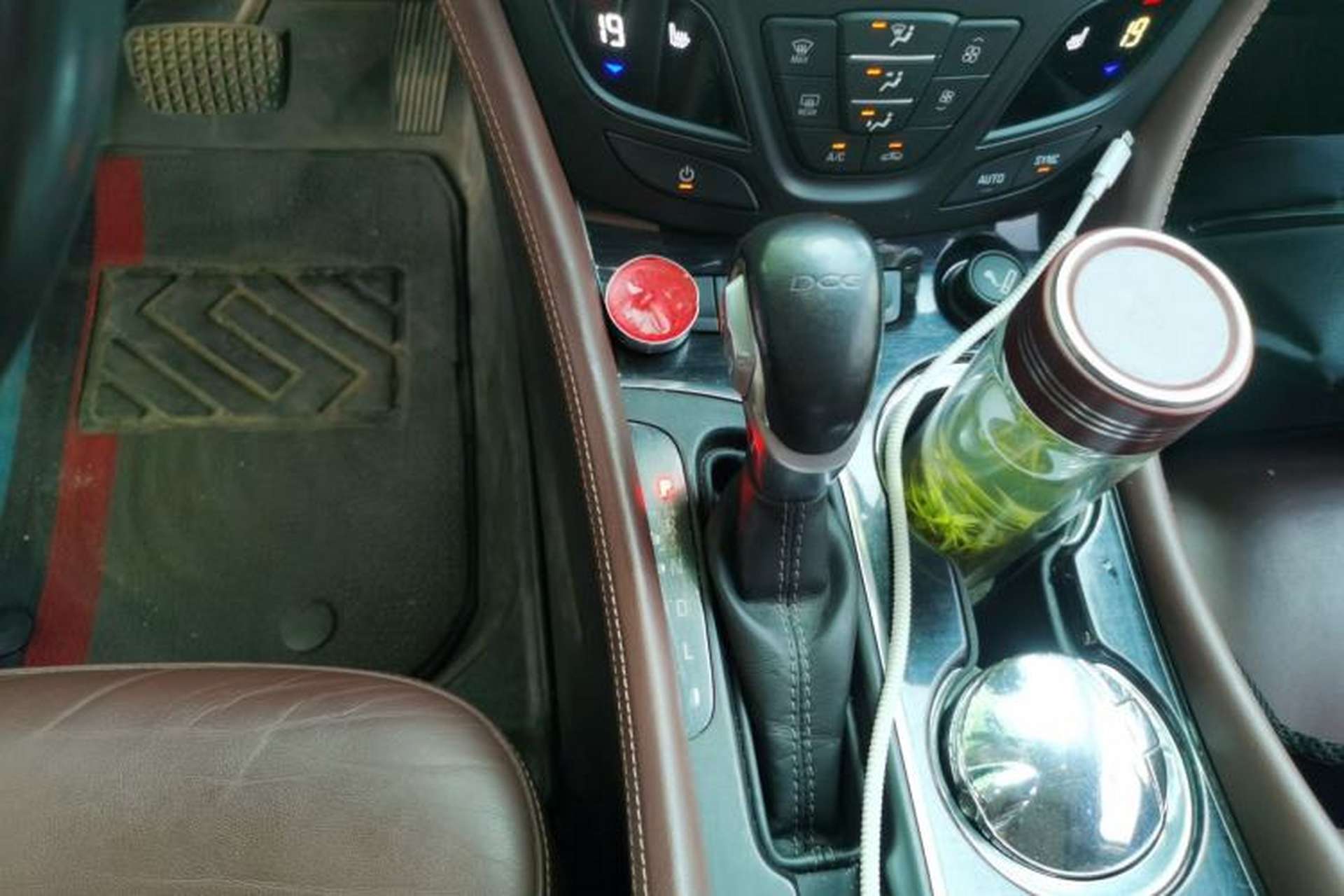 Used Buick Envision 2019 20T Two-Wheel Drive Luxury Version China VI Standard Gear Lever
