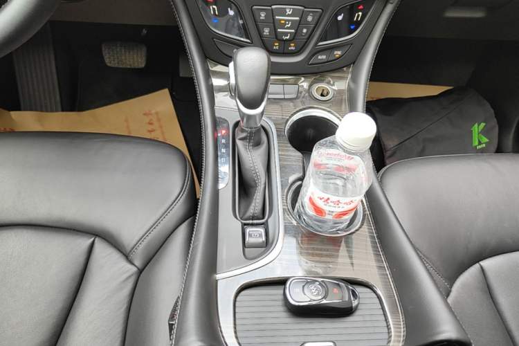 Used Buick Envision 2019 20T Two-Wheel Drive Elite Version China VI Standard Gear Lever