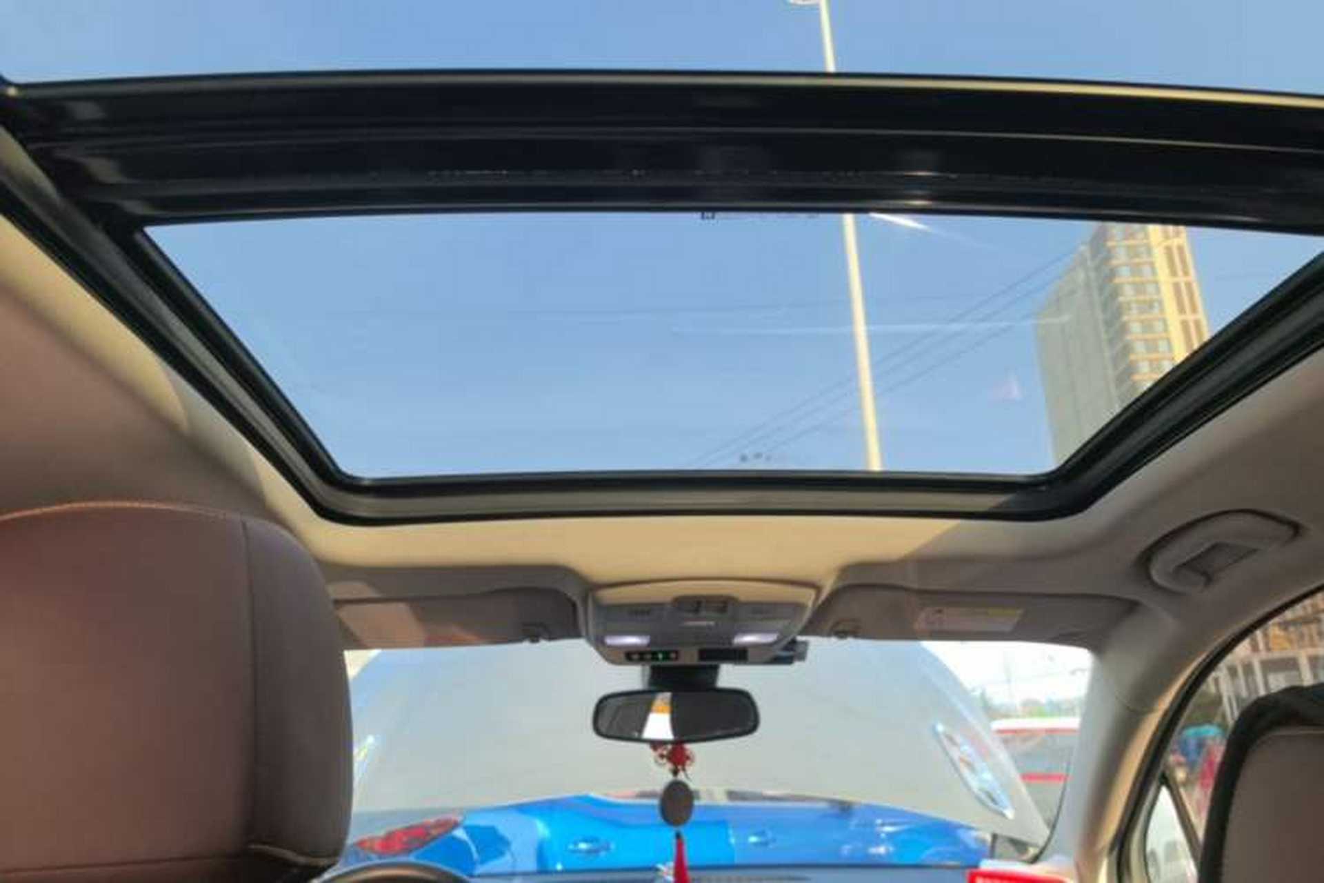 Used Buick Envision 2019 28T Four-Wheel Drive Luxury Version China V Standard Headliner