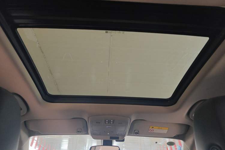 Used Buick Envision 2019 20T Two-Wheel Drive Elite Version China VI Standard Headliner