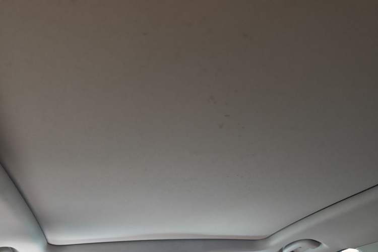 Used Buick Envision 2019 28T 4x4 Luxury Model China VI Standard Headliner