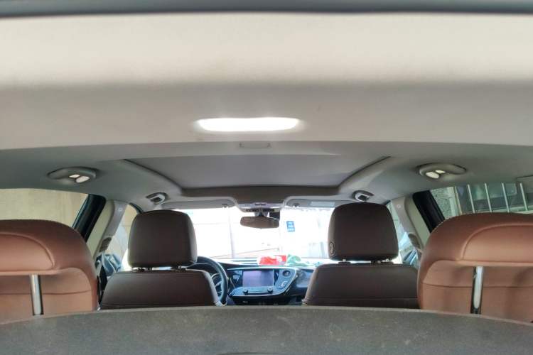 Used Buick Envision 2019 20T Two-Wheel Drive Luxury Version China V Standard Headliner
