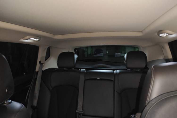Used Buick Envision 2019 20T Two-Wheel Drive Leading Version China V Standard Headliner