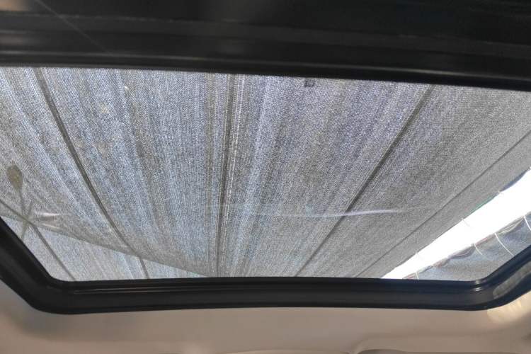 Used Buick Envision 2019 20T Two-Wheel Drive Leading Model China VI Standard Headliner