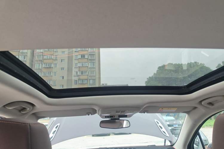 Used Buick Envision 2019 28T Four-Wheel Drive Elite Version China VI Standard Headliner