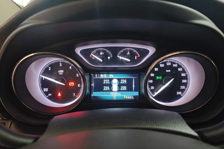Used Buick Envision 2019 20T Two-Wheel Drive Elite Version China VI Standard Instrument Cluster