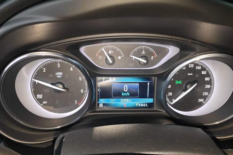 Used Buick Envision 2019 20T Two-Wheel Drive Luxury Version China VI Standard Instrument Cluster