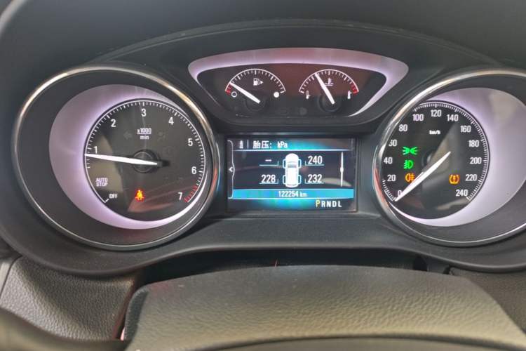 Used Buick Envision 2019 20T Two-Wheel Drive Leading Model China VI Standard Instrument Cluster