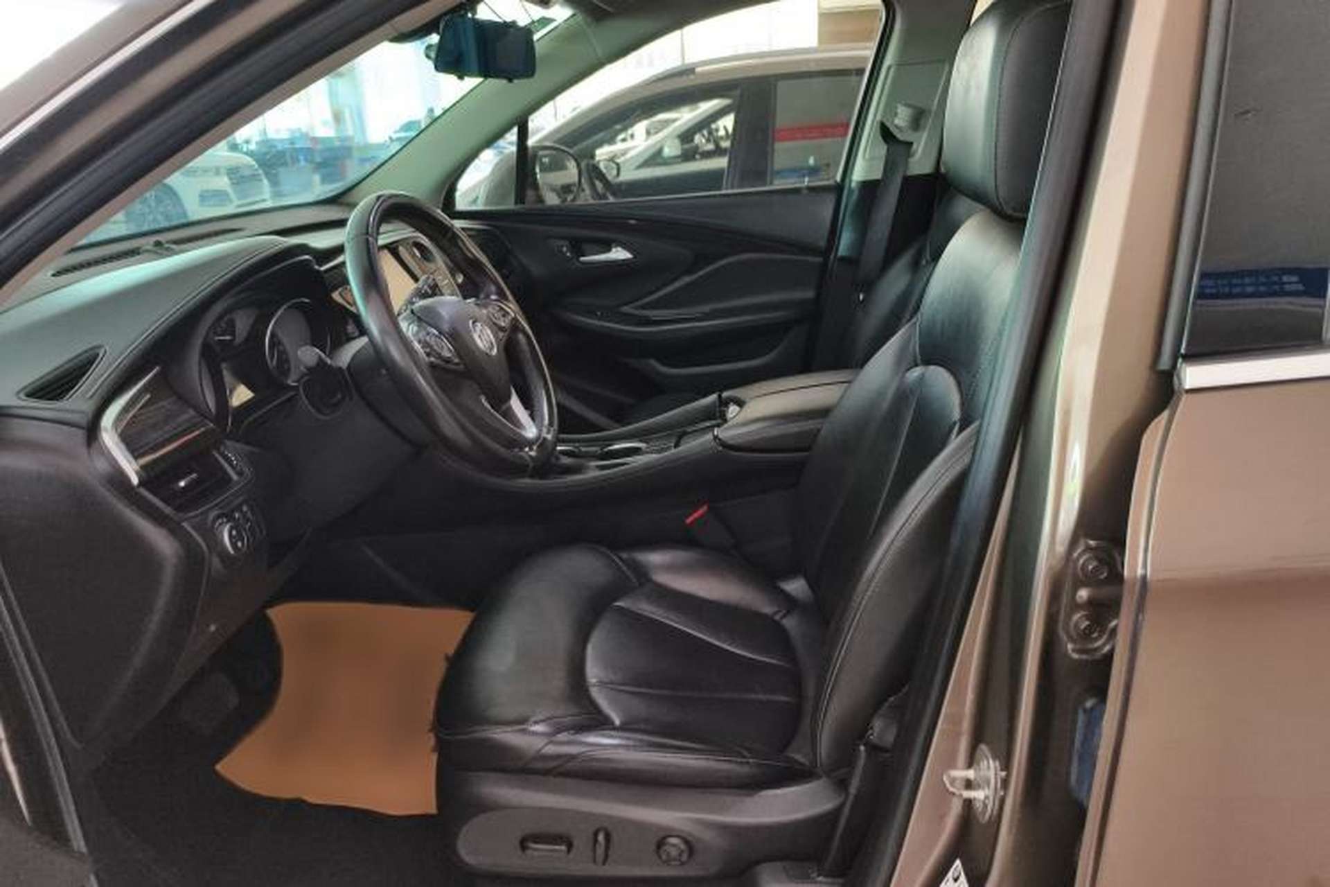 Used Buick Envision 2019 20T Two-Wheel Drive Elite Version China VI Standard Interior 1