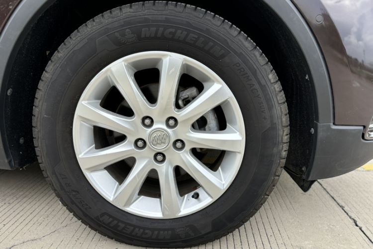 Used Buick Envision 2019 20T Two-Wheel Drive Luxury Version China VI Standard Interior 4