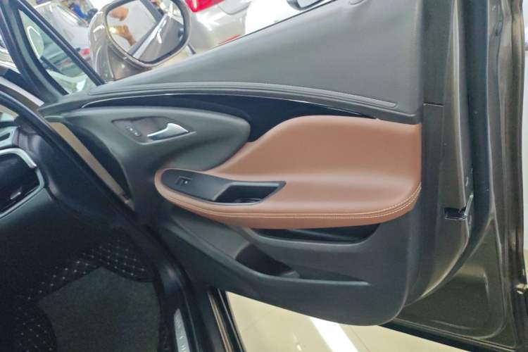 Used Buick Envision 2019 28T Four-Wheel Drive Elite Version China VI Standard Interior 5