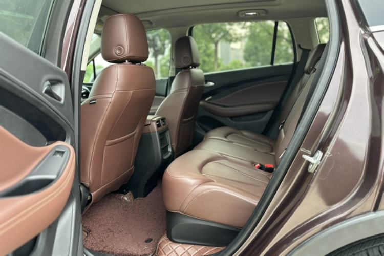 Used Buick Envision 2019 20T Two-Wheel Drive Luxury Version China VI Standard Interior 5