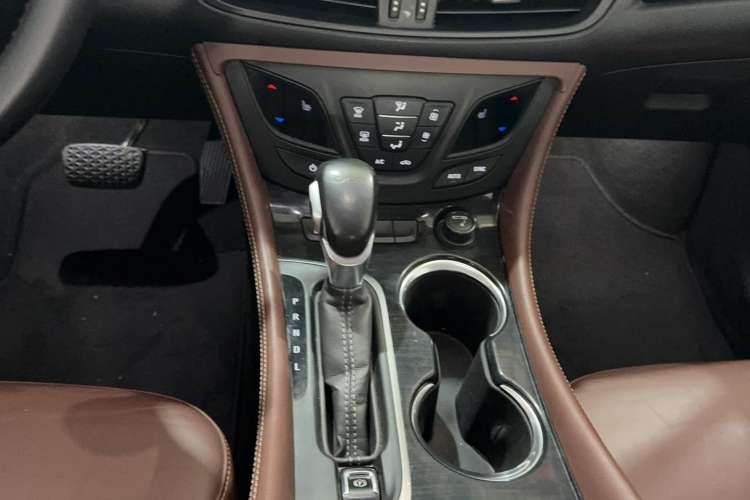 Used Buick Envision 2019 20T Two-Wheel Drive Luxury Version China VI Standard Interior 7