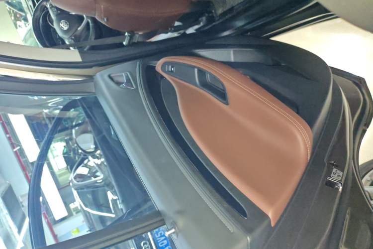 Used Buick Envision 2019 28T Four-Wheel Drive Elite Version China VI Standard Interior 8