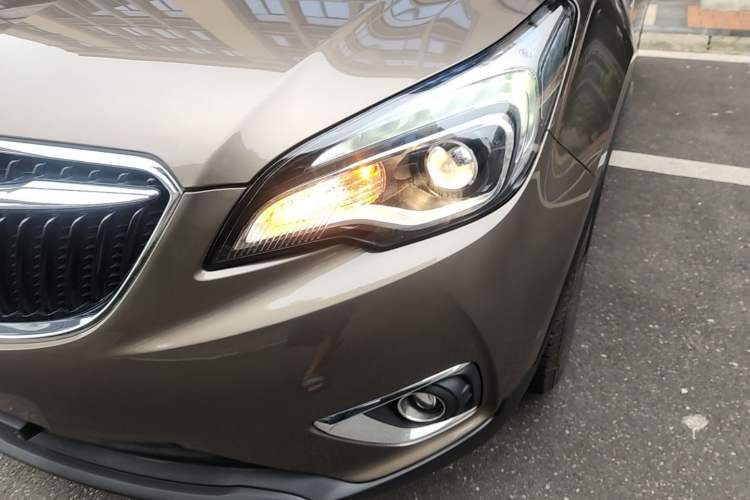 Used Buick Envision 2019 20T Two-Wheel Drive Leading Version China V Standard Left Front Headlight