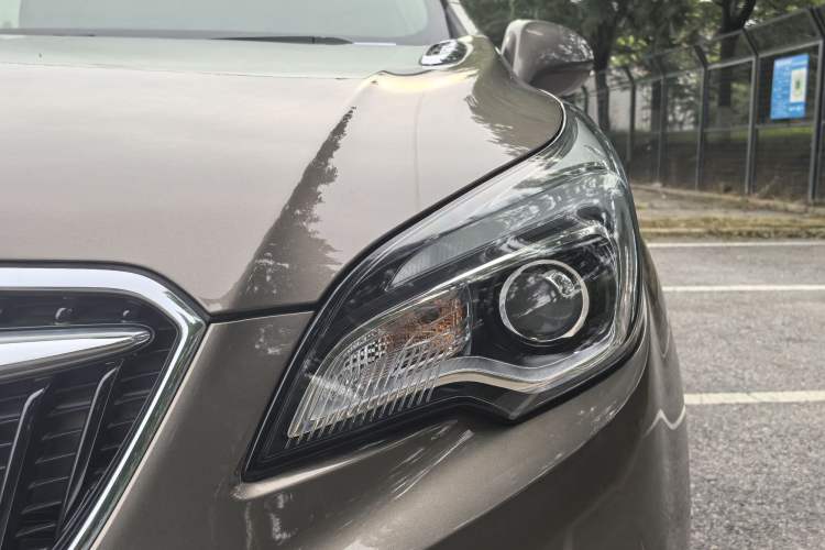 Used Buick Envision 2019 20T Two-Wheel Drive Leading Version China V Standard Left Front Headlight
