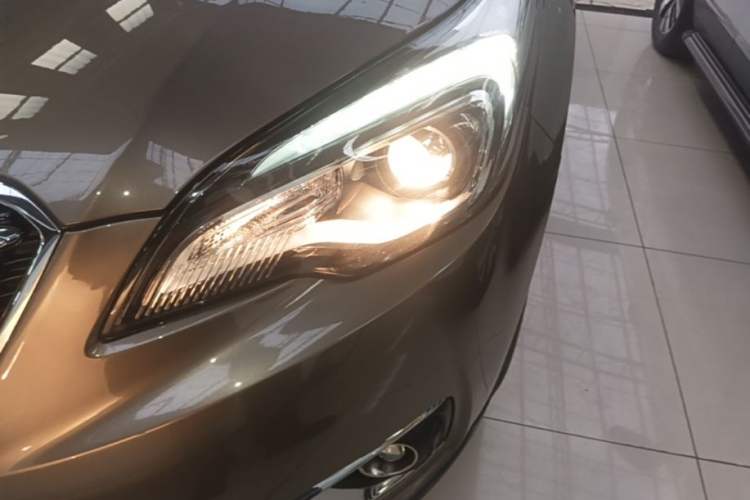 Used Buick Envision 2019 20T Two-Wheel Drive Leading Model China VI Standard Left Front Headlight