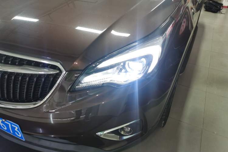 Used Buick Envision 2019 28T 4x4 Elite Version China V Standard Left Front Headlight