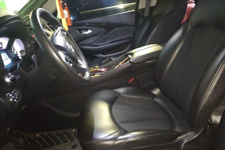 Used Buick Envision 2019 20T Two-Wheel Drive Leading Version China V Standard Left Front Seat
