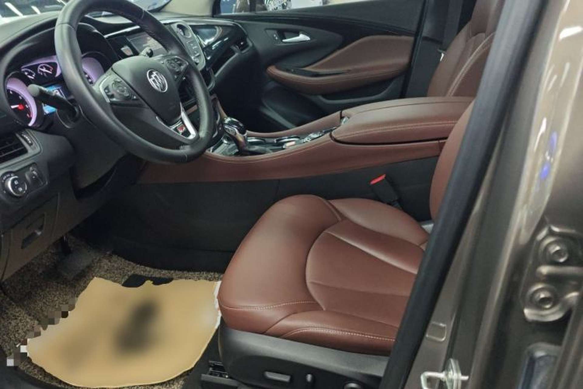 Used Buick Envision 2019 28T 4x4 Elite Version China V Standard Left Front Seat