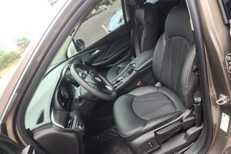 Used Buick Envision 2019 20T Two-Wheel Drive Leading Version China V Standard Left Front Seat