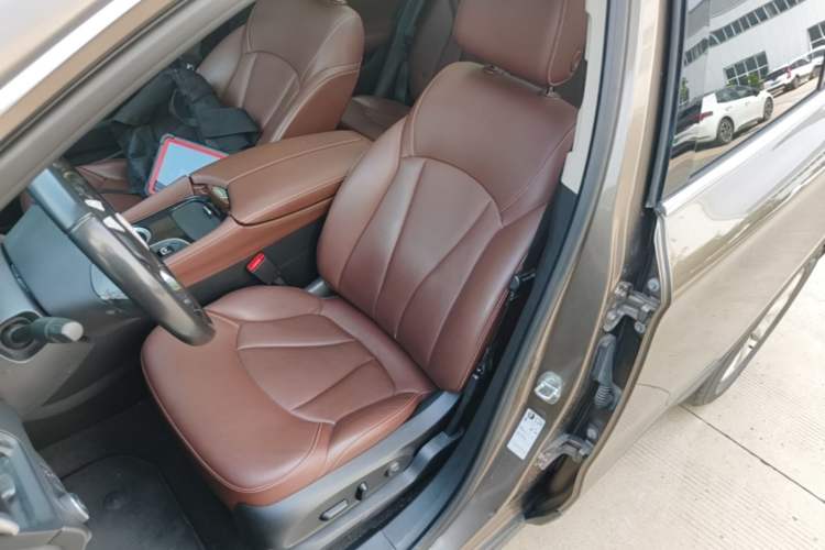 Used Buick Envision 2019 20T Two-Wheel Drive Luxury Version China VI Standard Left Front Seat