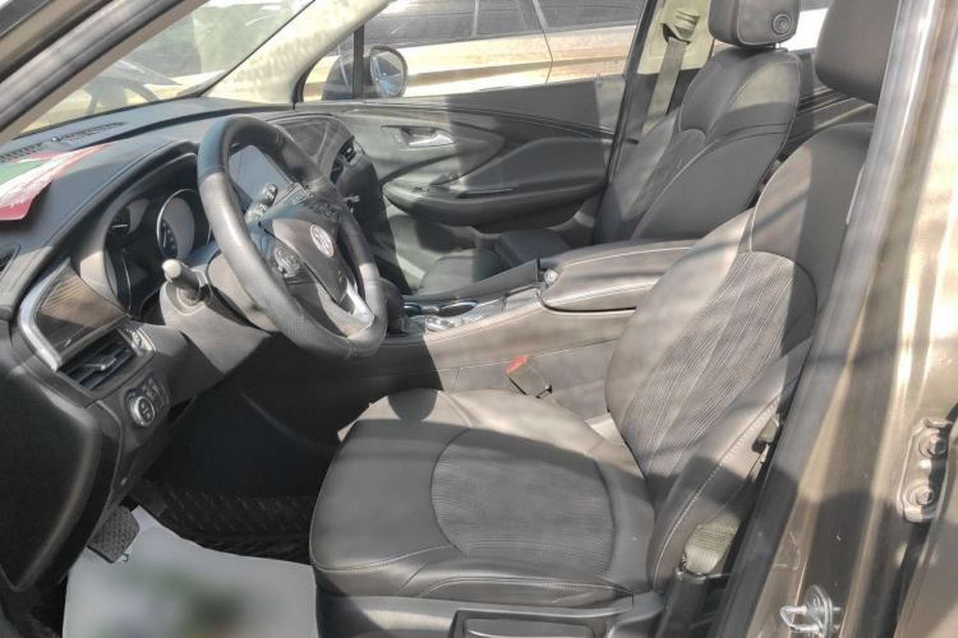 Used Buick Envision 2019 20T Two-Wheel Drive Leading Model China VI Standard Left Front Seat