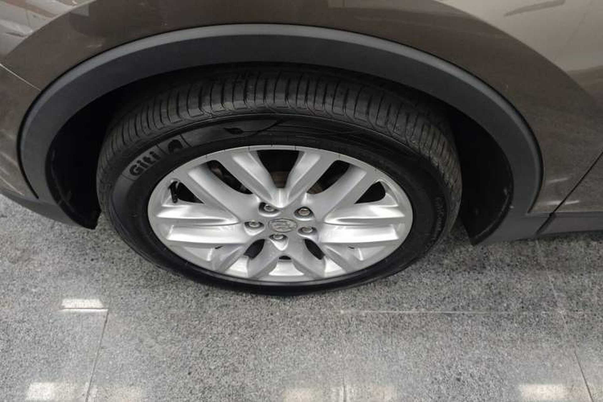 Used Buick Envision 2019 28T 4x4 Elite Version China V Standard Left Front Wheel Hub