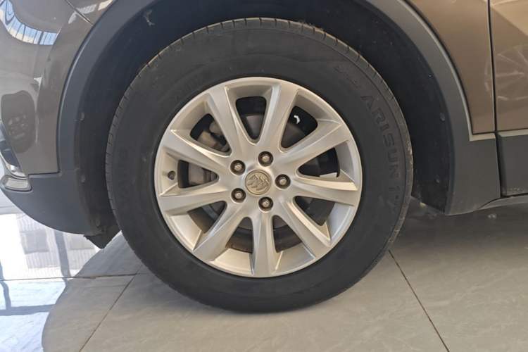 Used Buick Envision 2019 20T Two-Wheel Drive Elite Version China VI Standard Left Front Wheel Hub