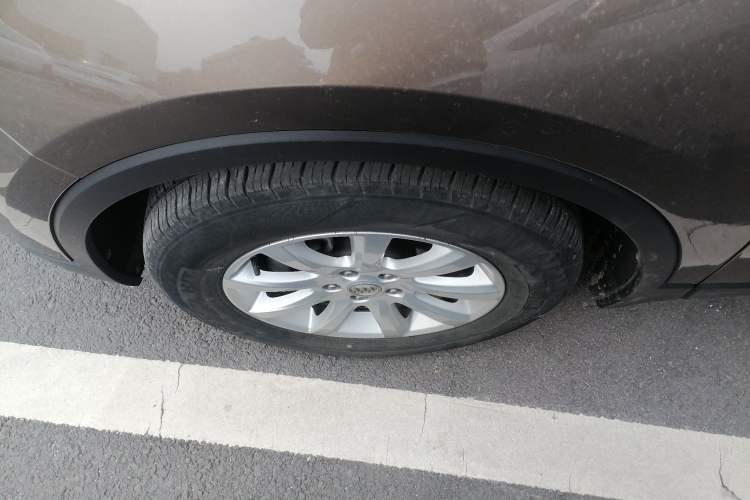 Used Buick Envision 2019 20T Two-Wheel Drive Elite Version China V Standard Left Front Wheel Hub