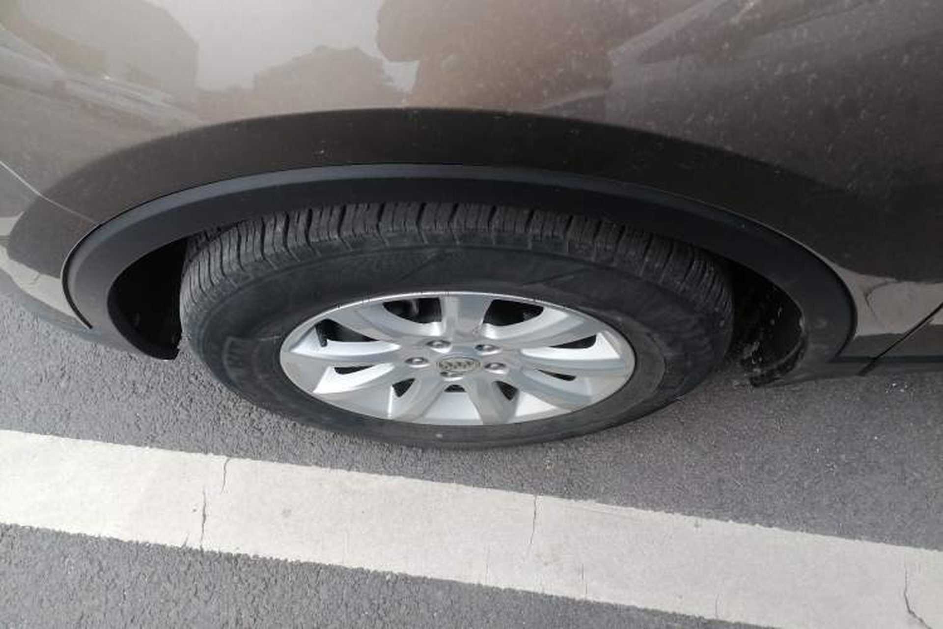 Used Buick Envision 2019 20T Two-Wheel Drive Elite Version China V Standard Left Front Wheel Hub