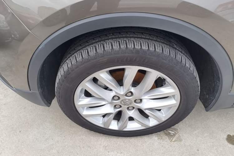 Used Buick Envision 2019 28T 4x4 Elite Version China V Standard Left Front Wheel Hub