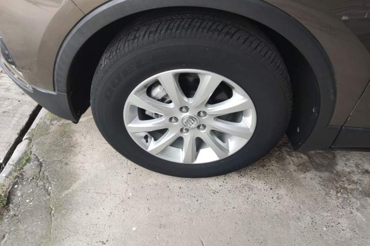 Used Buick Envision 2019 20T Two-Wheel Drive Leading Version China V Standard Left Front Wheel Hub
