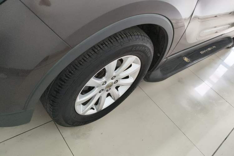 Used Buick Envision 2019 20T Two-Wheel Drive Elite Version China V Standard Left Front Wheel Hub