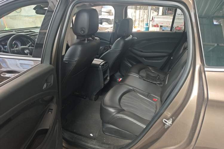 Used Buick Envision 2019 20T Two-Wheel Drive Leading Model China VI Standard Left Rear Seat