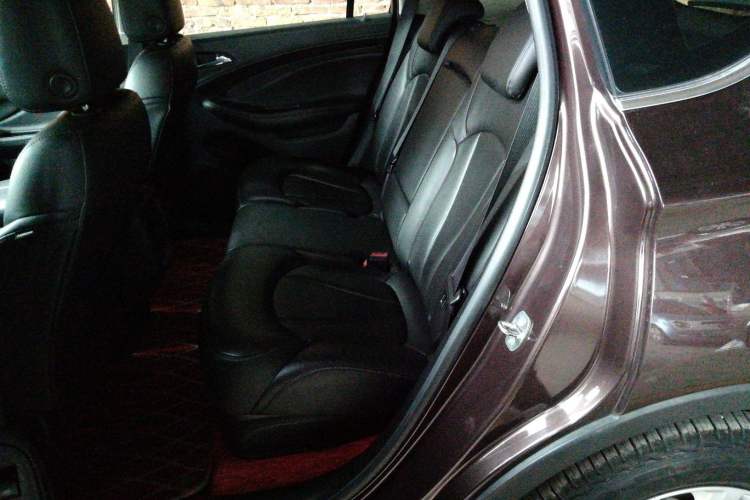 Used Buick Envision 2019 20T Two-Wheel Drive Elite Version China VI Standard Left Rear Seat