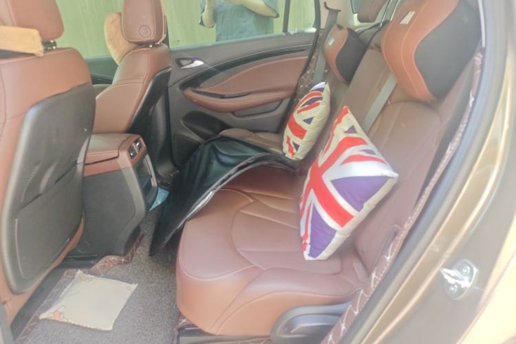 Used Buick Envision 2019 28T 4x4 Luxury Model China VI Standard Left Rear Seat