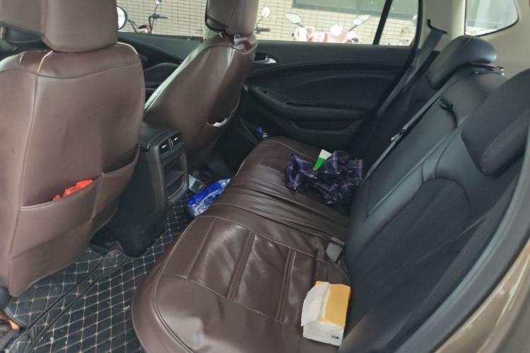 Used Buick Envision 2019 20T Two-Wheel Drive Leading Version China V Standard Left Rear Seat