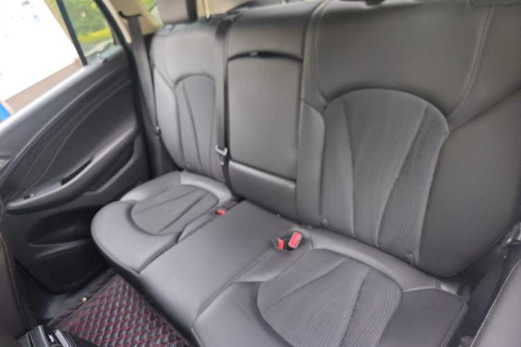 Used Buick Envision 2019 20T Two-Wheel Drive Leading Version China V Standard Left Rear Seat