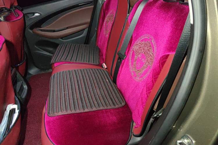 Used Buick Envision 2019 28T 4x4 Elite Version China V Standard Left Rear Seat