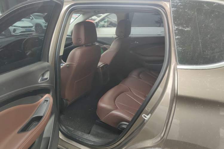 Used Buick Envision 2019 28T Four-Wheel Drive Elite Version China VI Standard Left Rear Seat