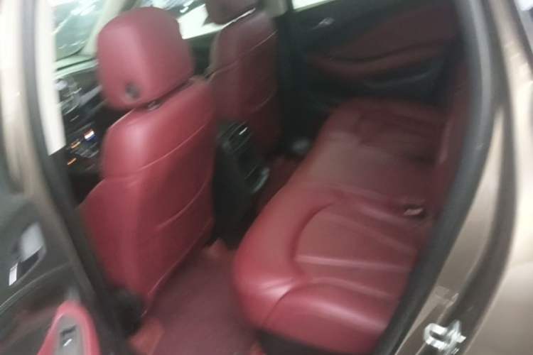 Used Buick Envision 2019 20T Two-Wheel Drive Leading Model China VI Standard Left Rear Seat