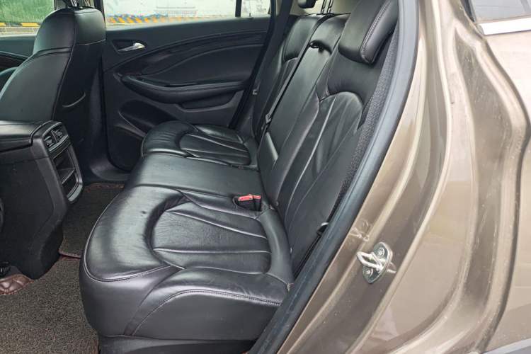 Used Buick Envision 2019 20T Two-Wheel Drive Elite Version China V Standard Left Rear Seat