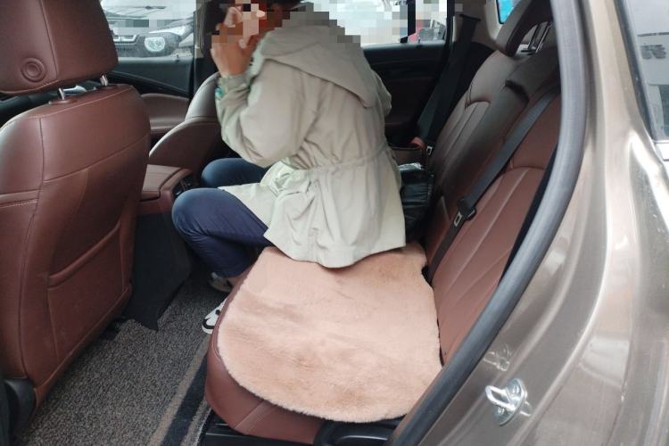 Used Buick Envision 2019 28T 4x4 Elite Version China V Standard Left Rear Seat