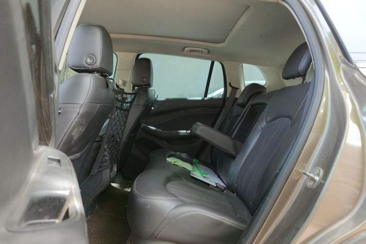 Used Buick Envision 2019 20T Two-Wheel Drive Leading Version China V Standard Left Rear Seat